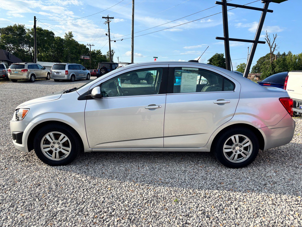 2015 Chevrolet Sonic Image 9