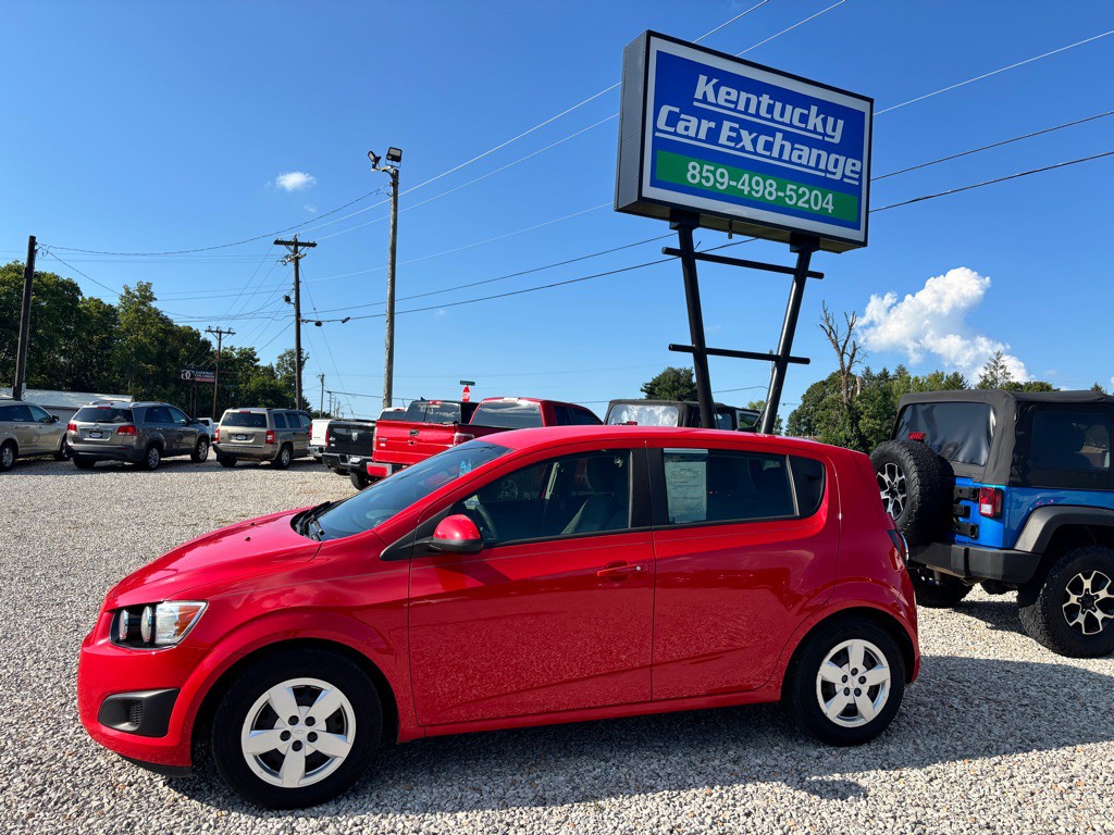 2014 Chevrolet Sonic Image 1