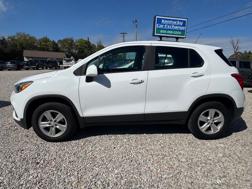 2017 Chevrolet Trax Image 2