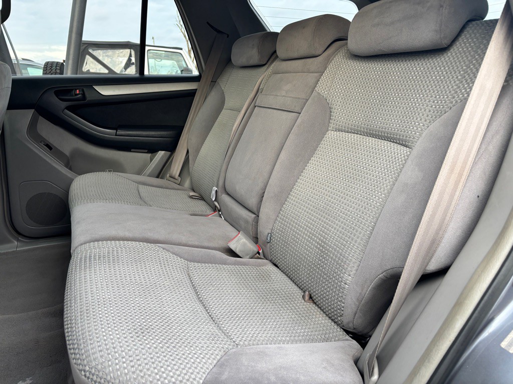 2003 Toyota 4Runner Image 13