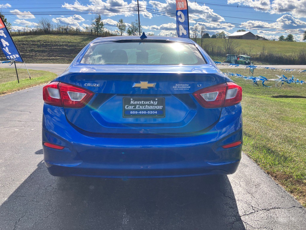 2017 Chevrolet Cruze Image 7
