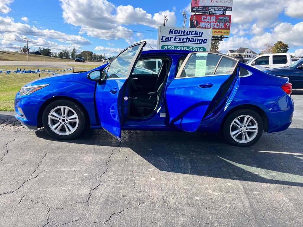 2017 Chevrolet Cruze Image 9