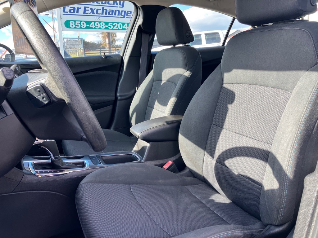 2017 Chevrolet Cruze Image 10