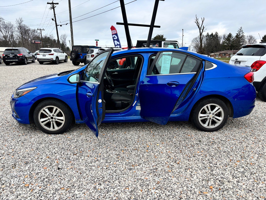 2017 Chevrolet Cruze Image 10