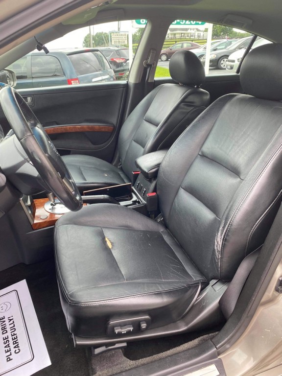 2004 Nissan Maxima Image 6
