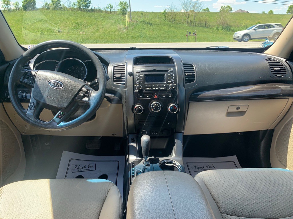 2011 Kia Sorento Image 16