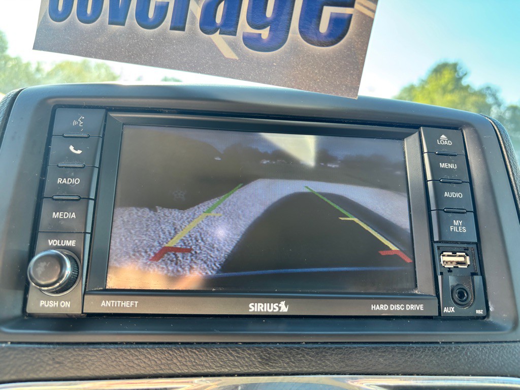 2013 Chrysler Town & Country Image 19