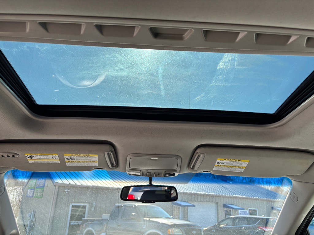 2007 Subaru Tribeca Image 16