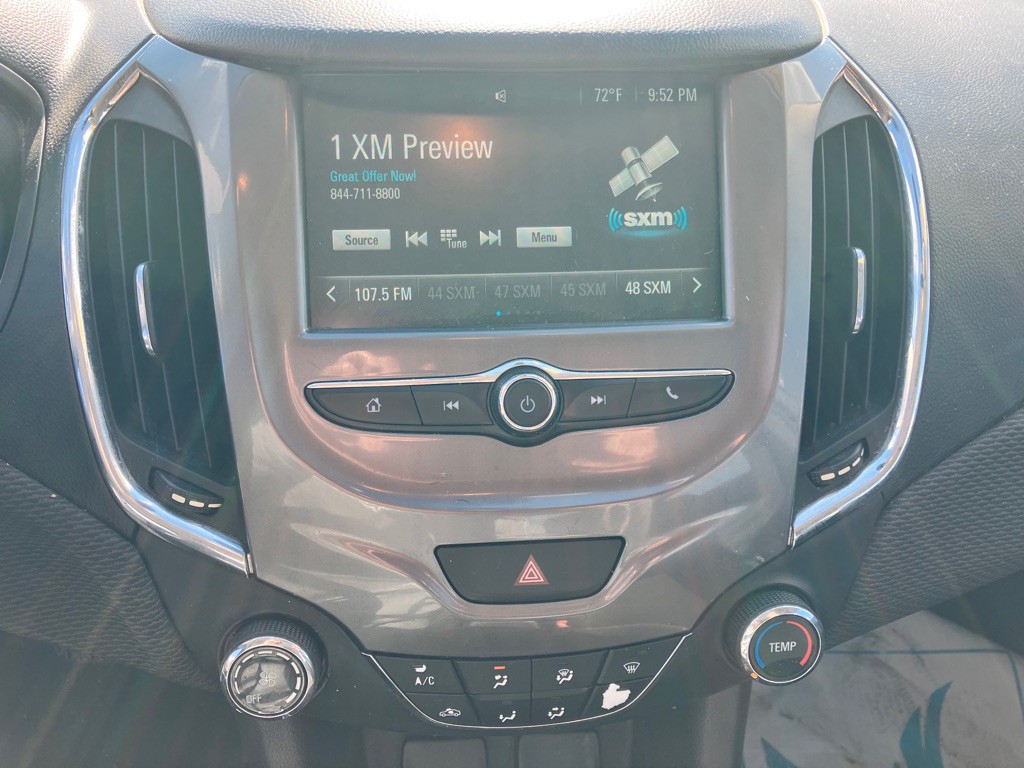 2016 Chevrolet Cruze Image 17