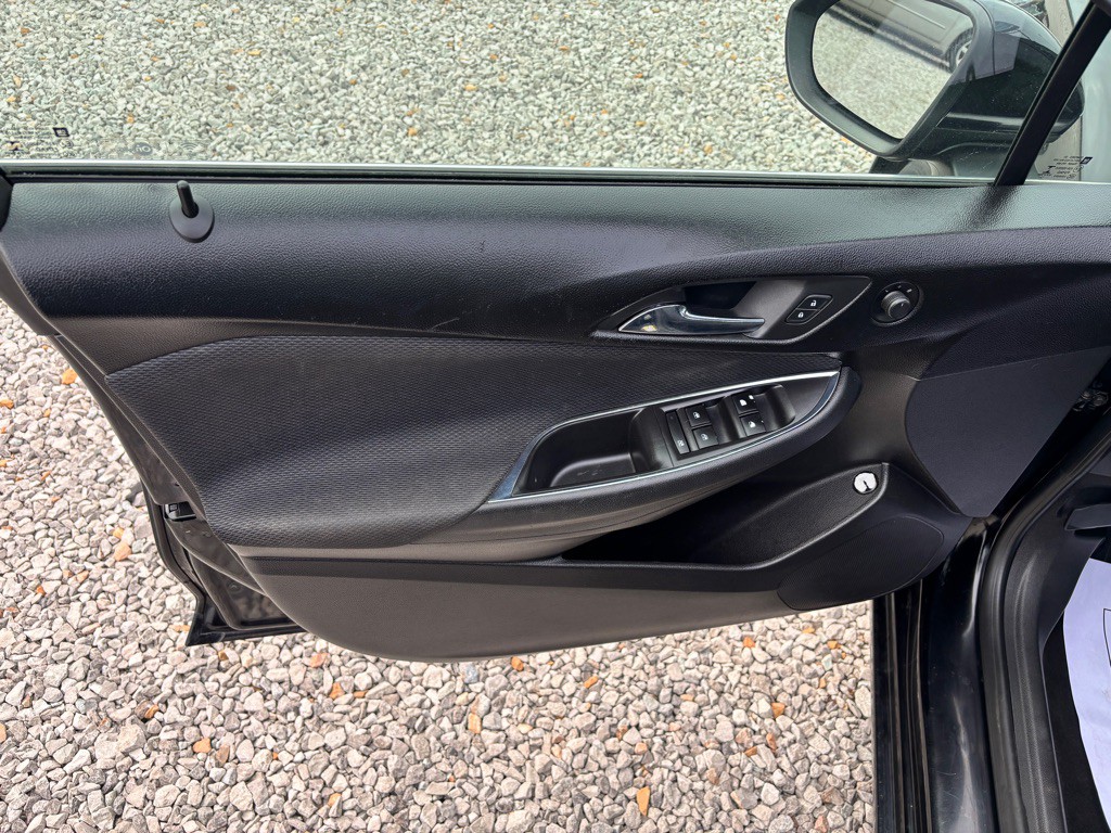 2016 Chevrolet Cruze Image 11