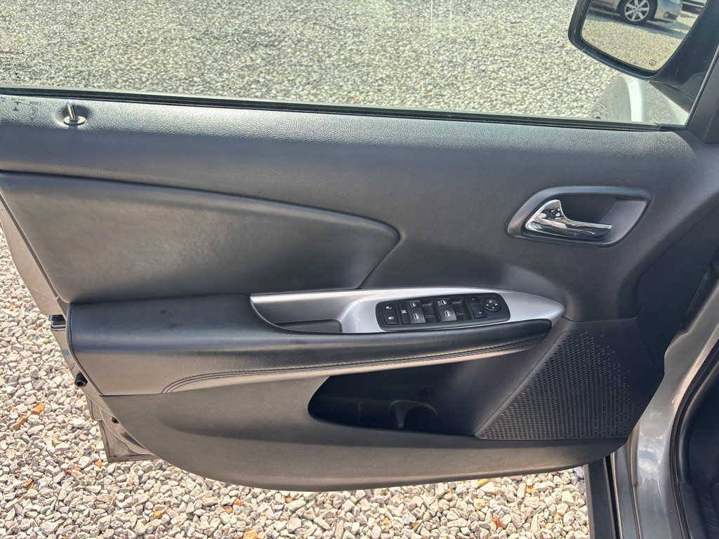 2012 Dodge Journey Image 11