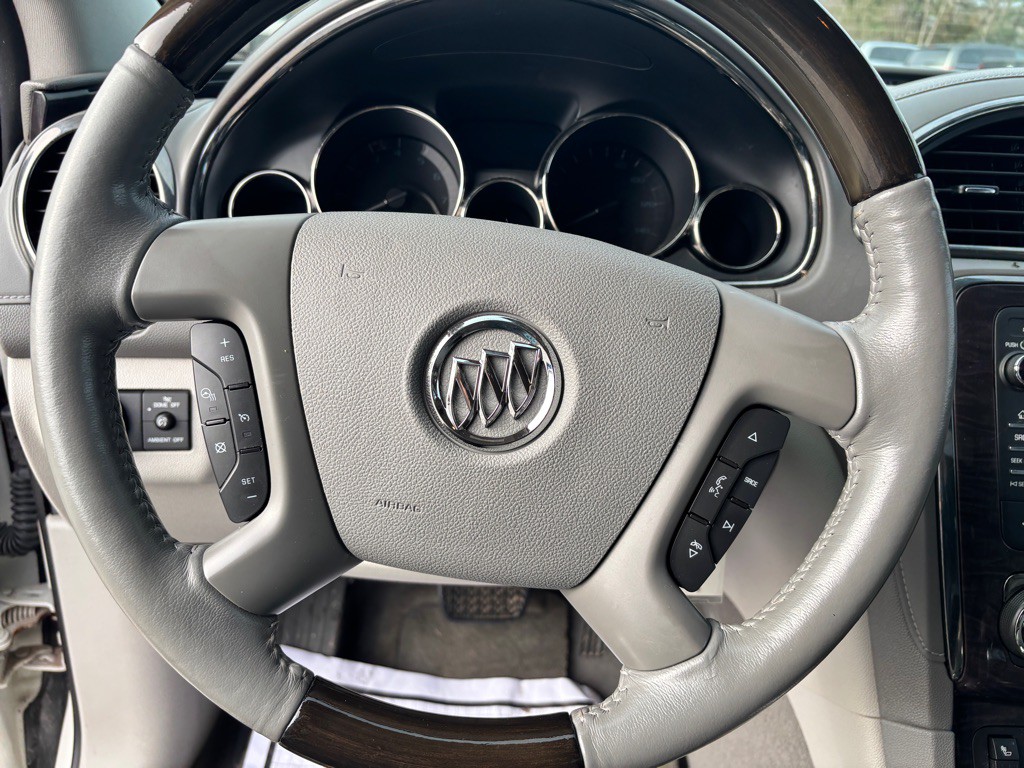 2015 Buick Enclave Image 21