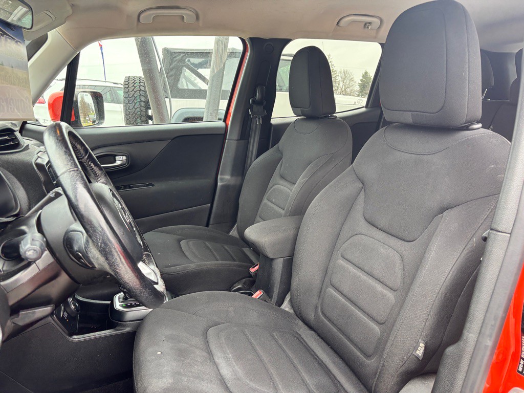 2019 Jeep Renegade Image 12