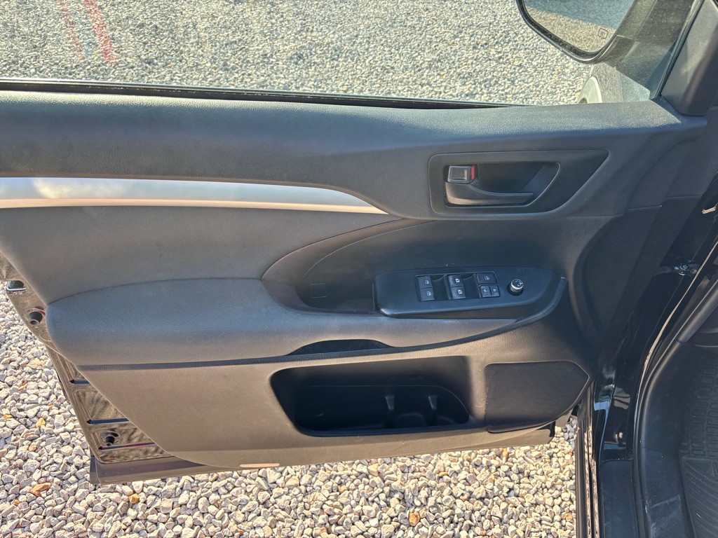 2019 Toyota Highlander Image 9