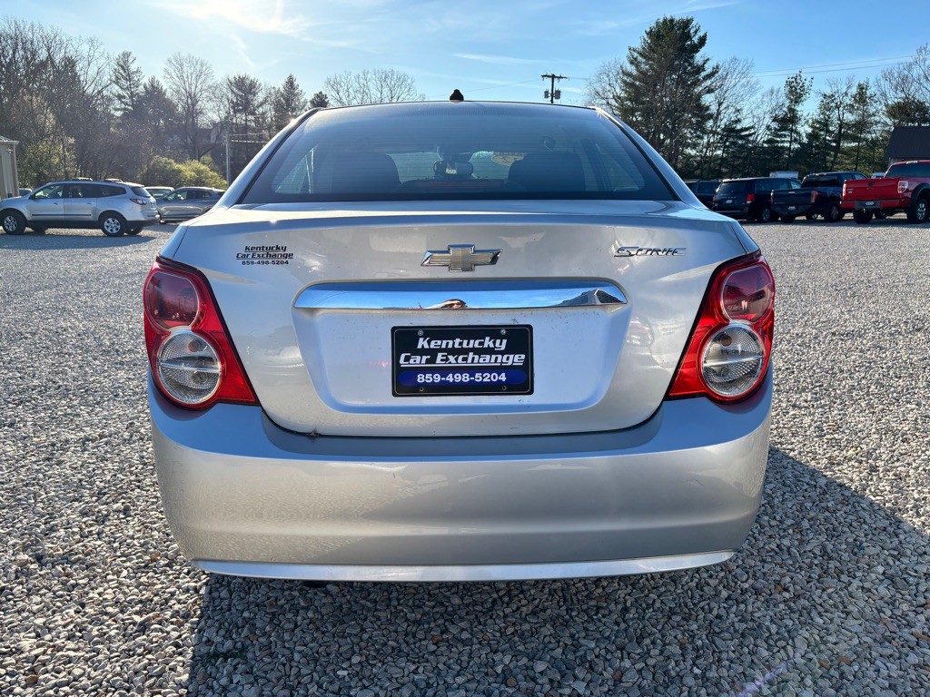 2012 Chevrolet Sonic Image 7