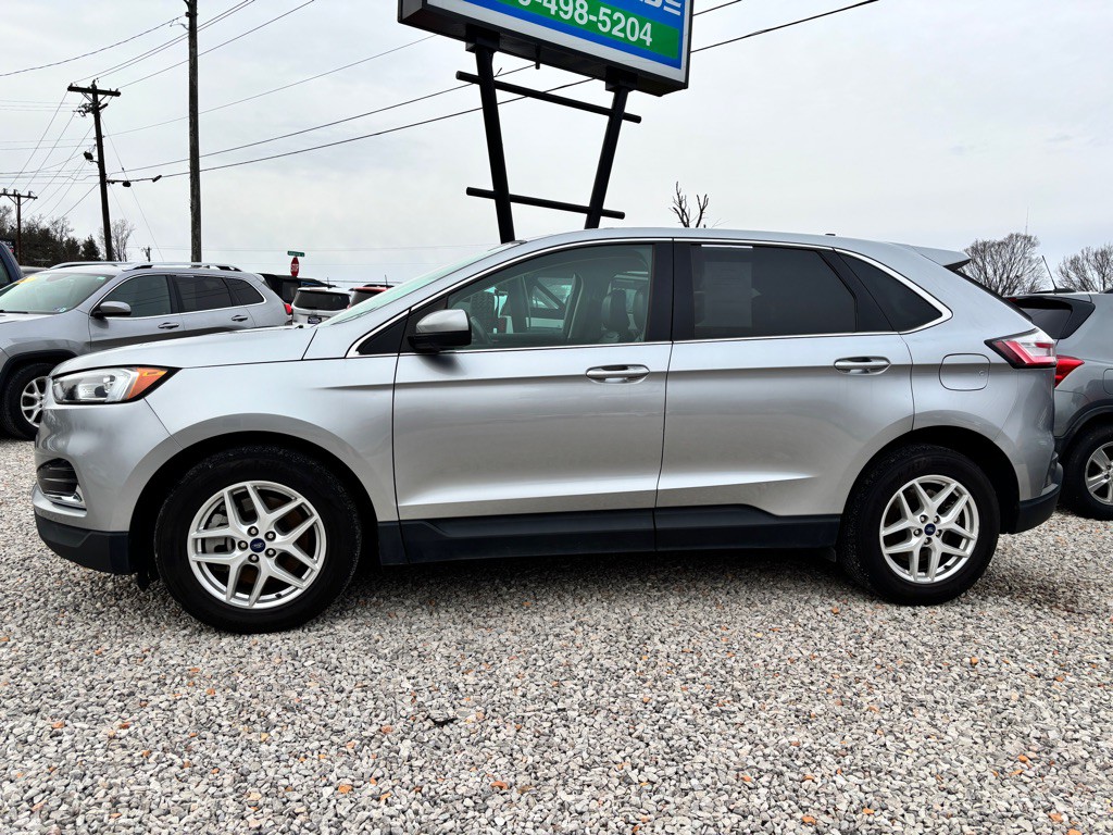 2022 Ford Edge Image 2