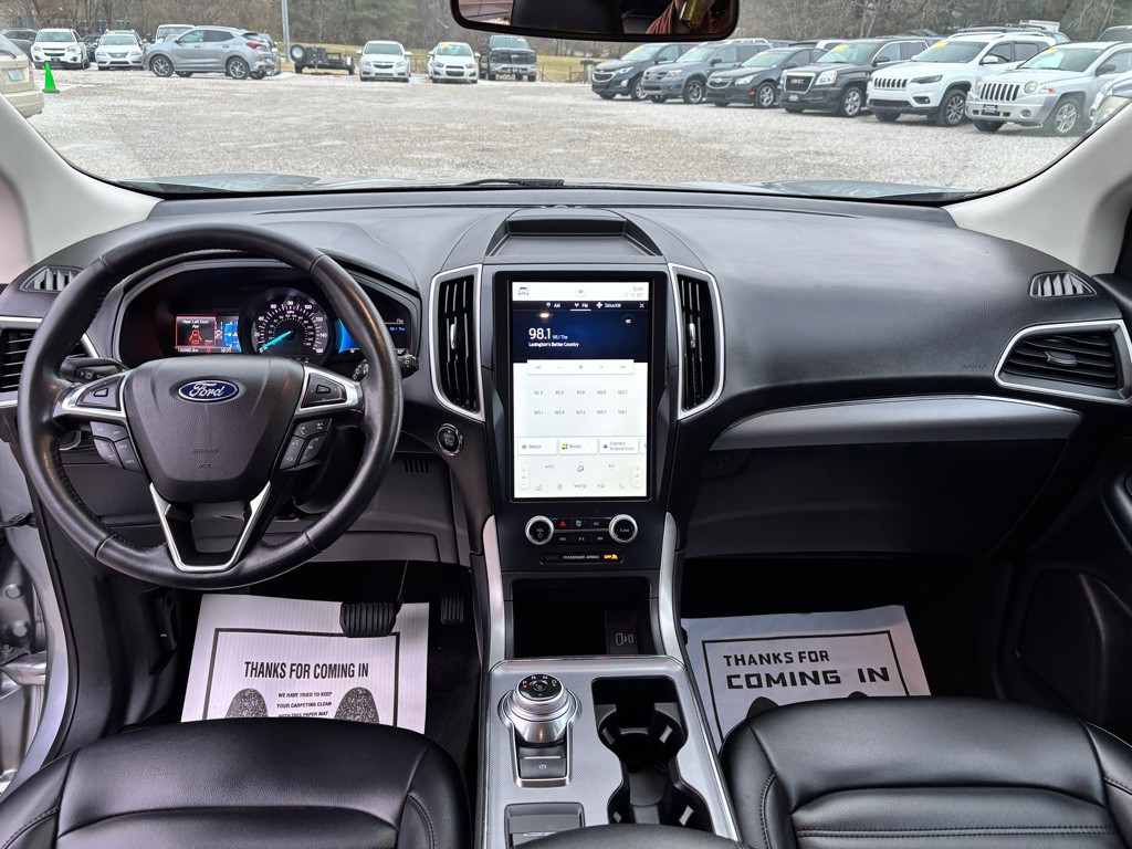 2022 Ford Edge Image 14