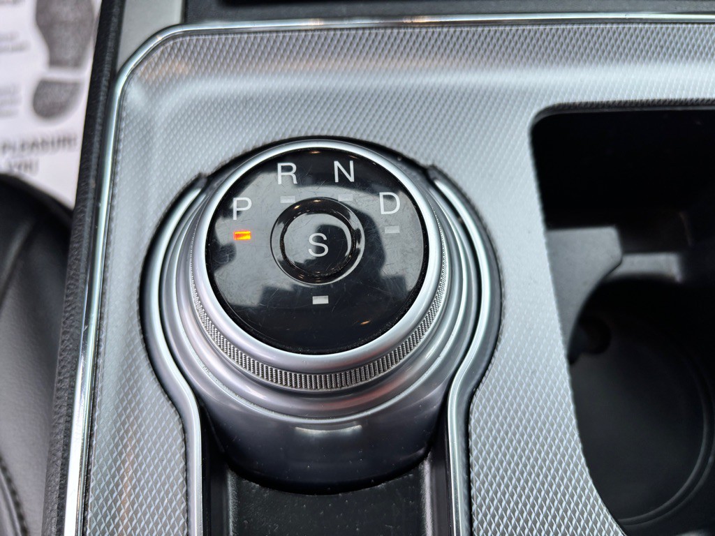 2022 Ford Edge Image 18