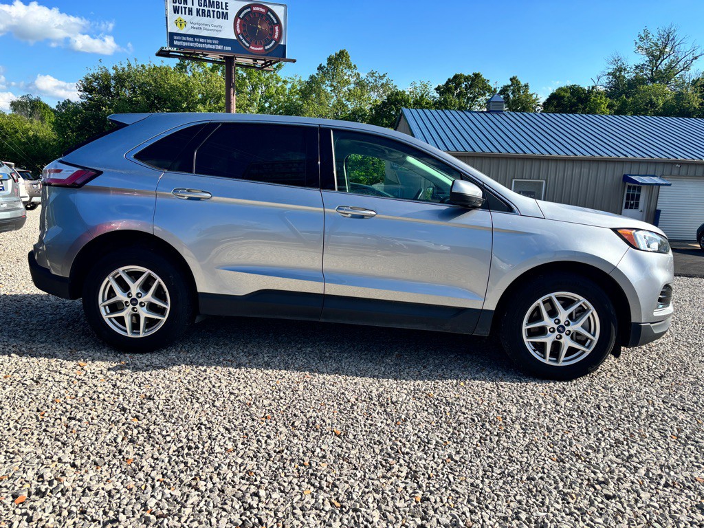 2022 Ford Edge Image 6