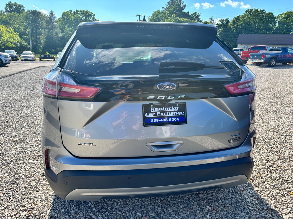 2022 Ford Edge Image 8