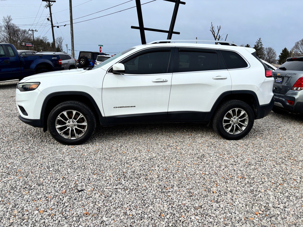 2019 Jeep Cherokee Image 2
