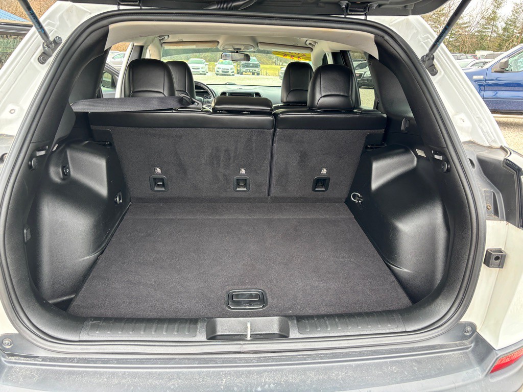 2019 Jeep Cherokee Image 14