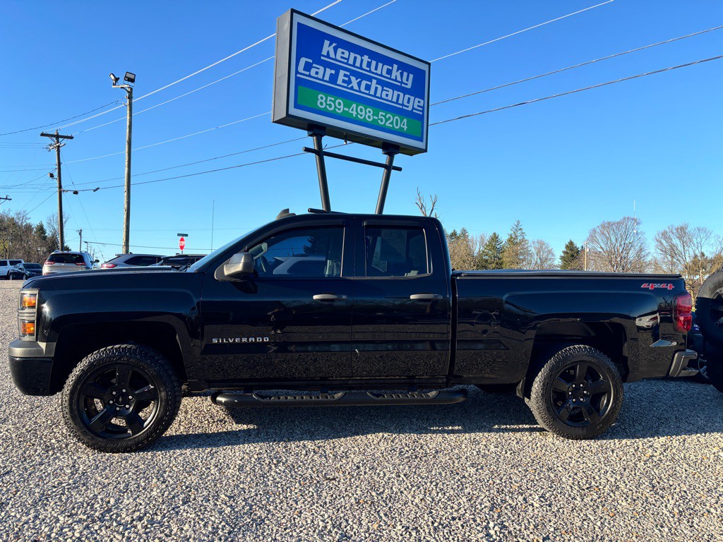 2015 Chevrolet Silverado 1500 Image 2