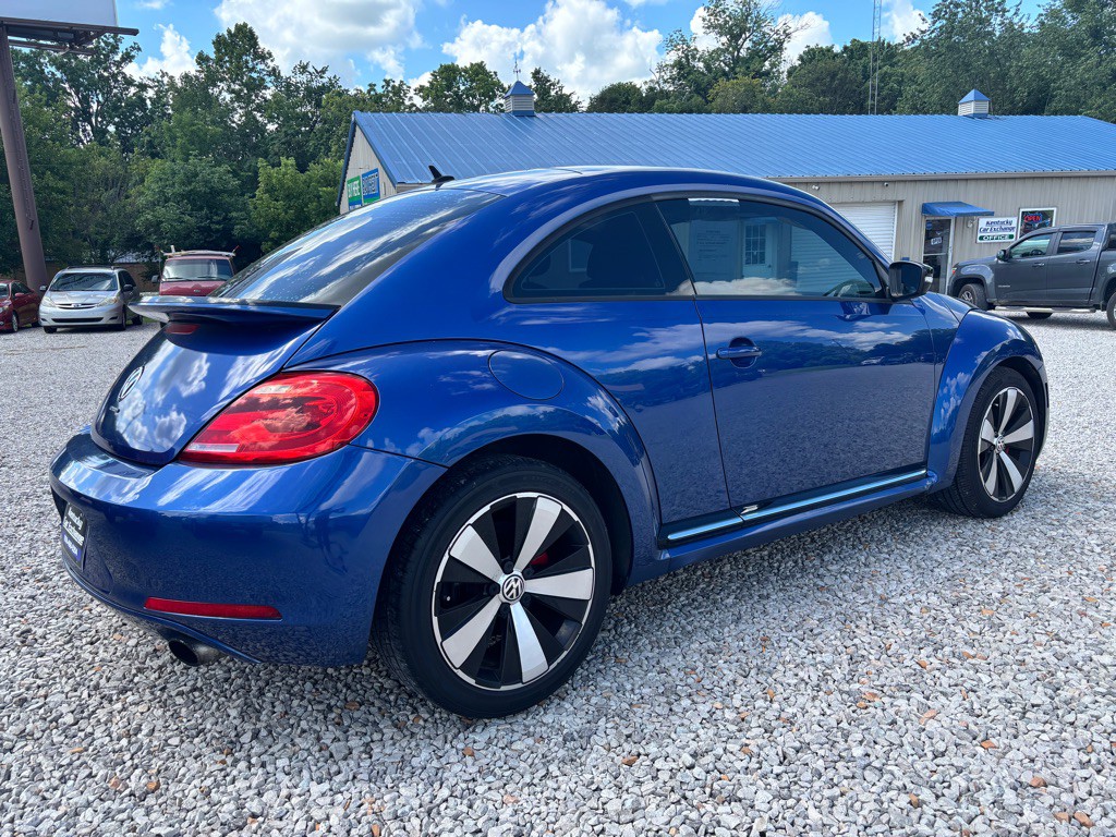 2013 Volkswagen Beetle Image 7