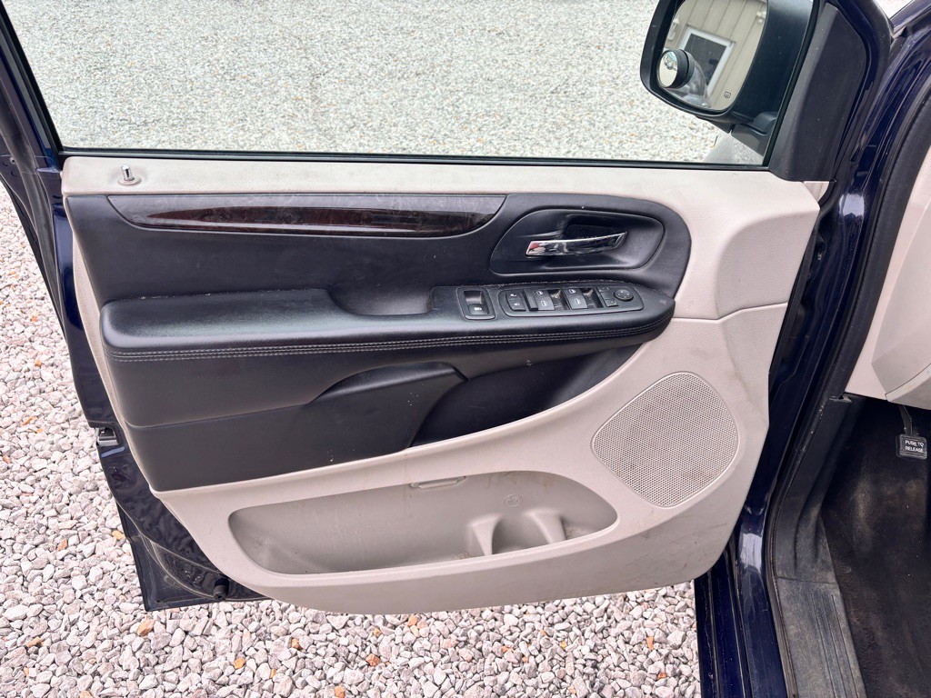 2012 Dodge Grand Caravan Image 10