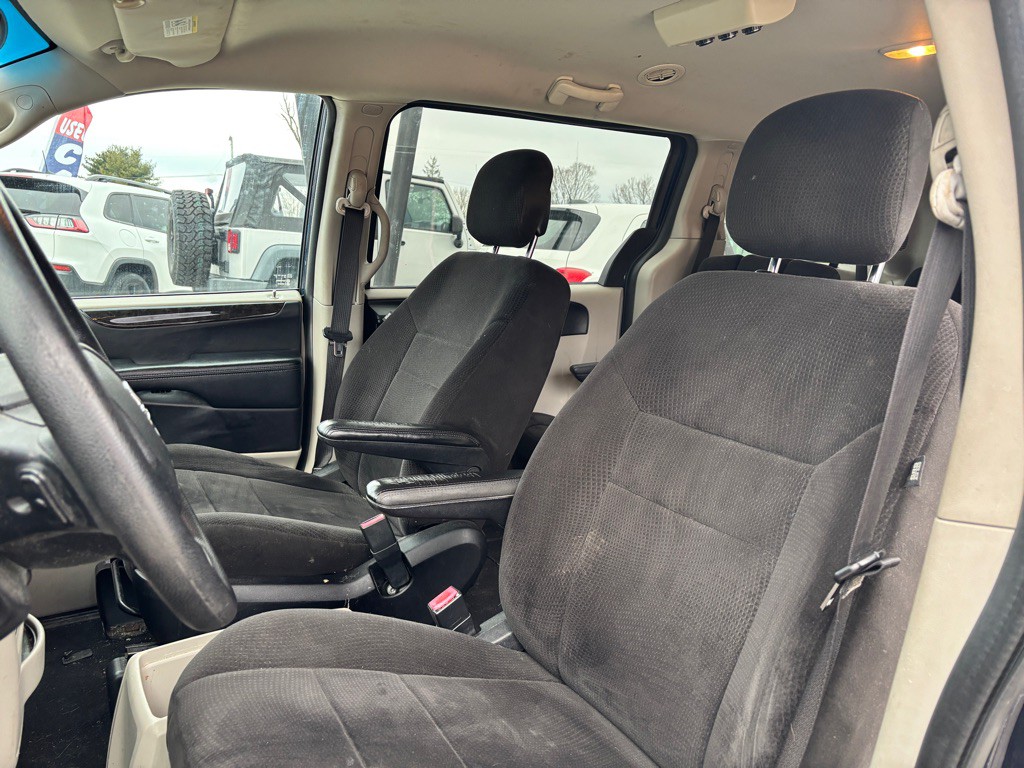 2012 Dodge Grand Caravan Image 12