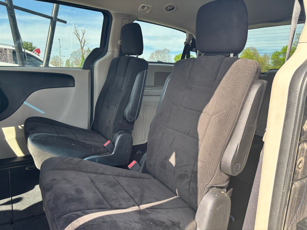 2012 Dodge Grand Caravan Image 12