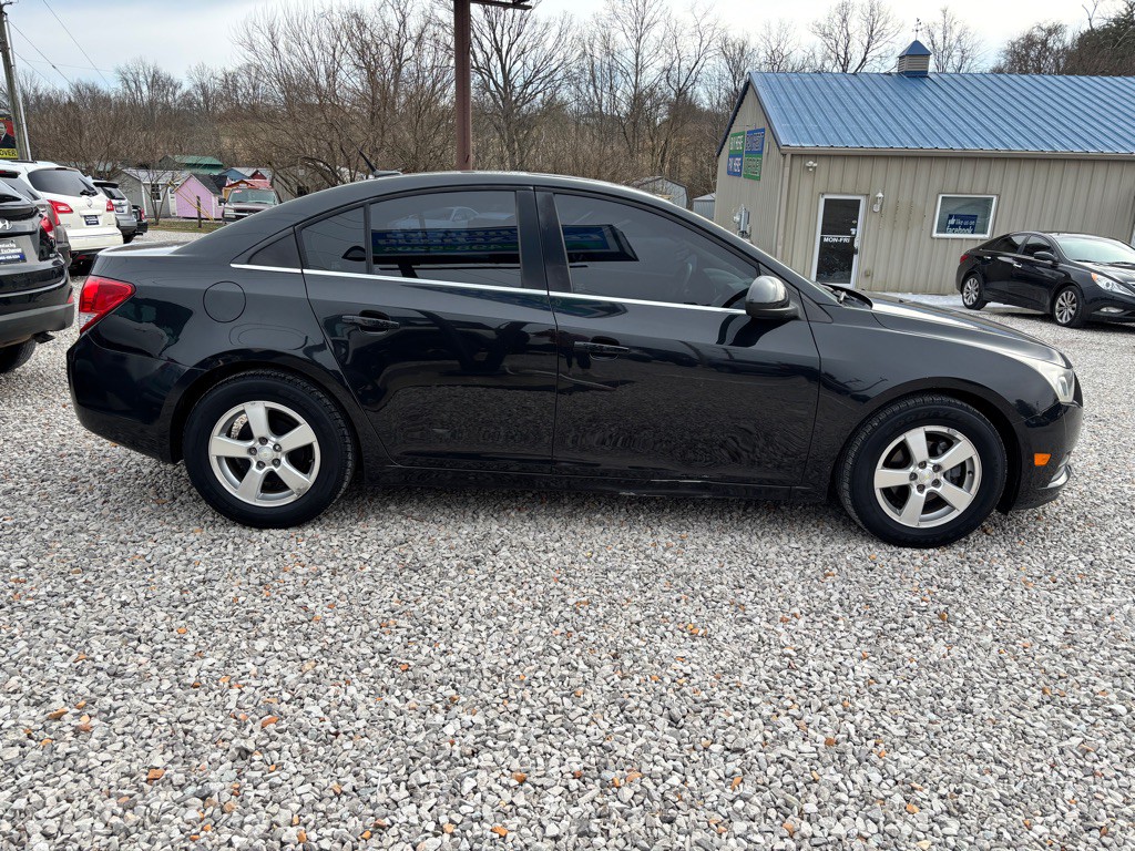 2013 Chevrolet Cruze Image 6