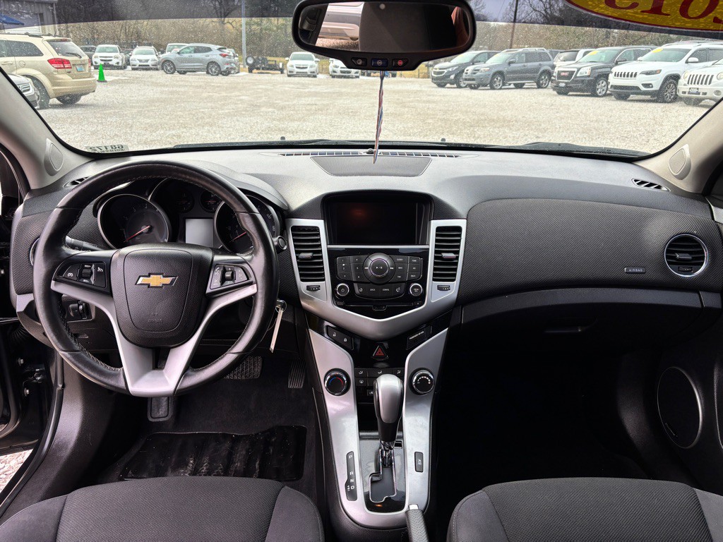 2013 Chevrolet Cruze Image 14