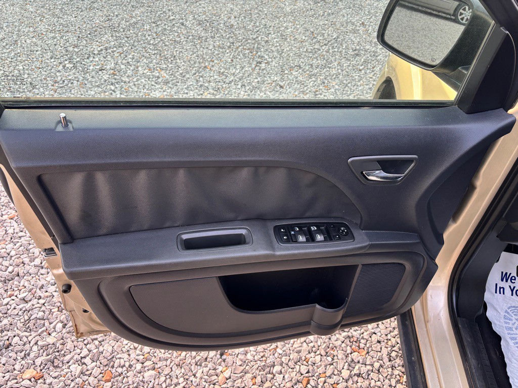 2010 Dodge Journey Image 11