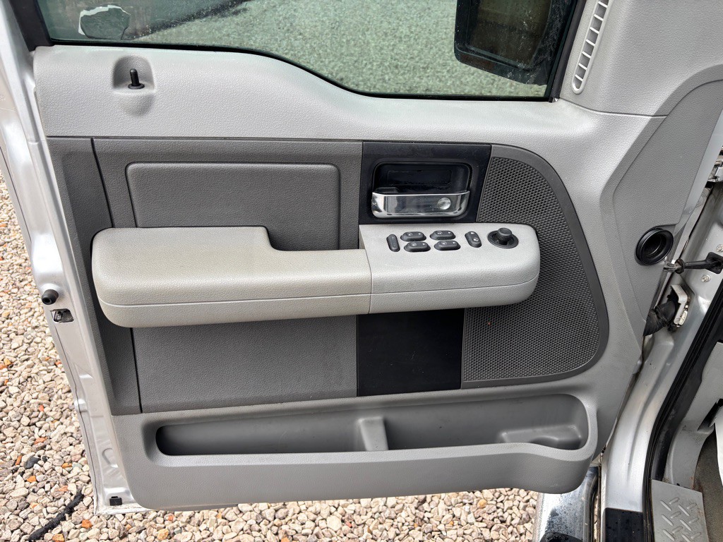 2007 Ford F-150 Image 12
