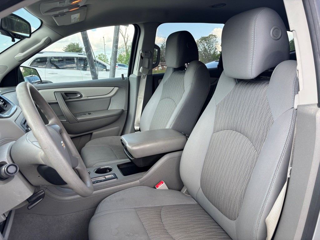 2015 Chevrolet Traverse Image 11