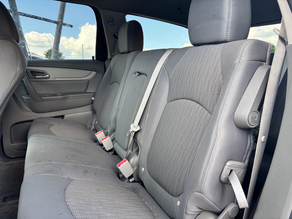 2015 Chevrolet Traverse Image 12