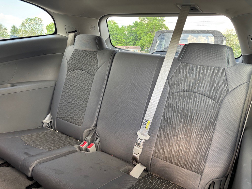2015 Chevrolet Traverse Image 13