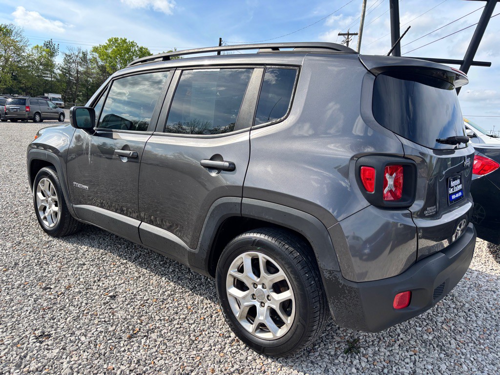 2017 Jeep Renegade Image 9