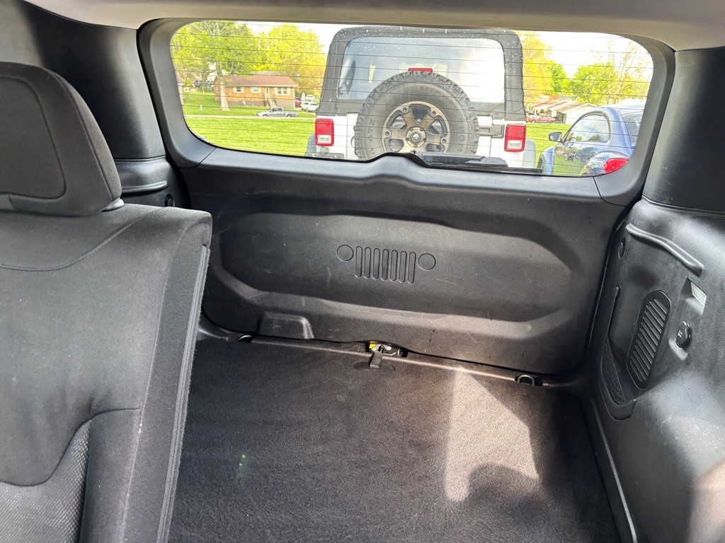 2017 Jeep Renegade Image 15