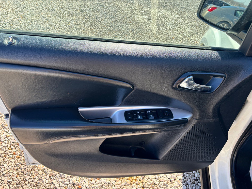 2015 Dodge Journey Image 12