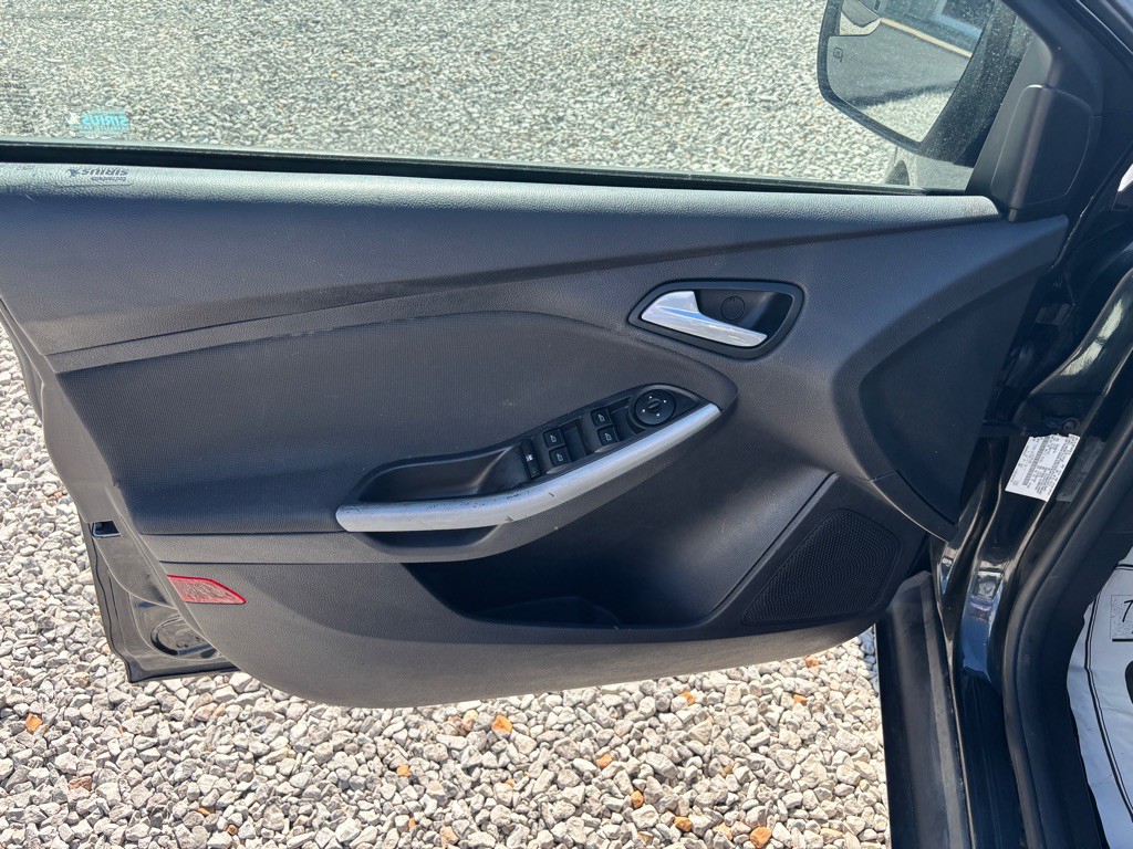 2014 Ford Focus Image 11