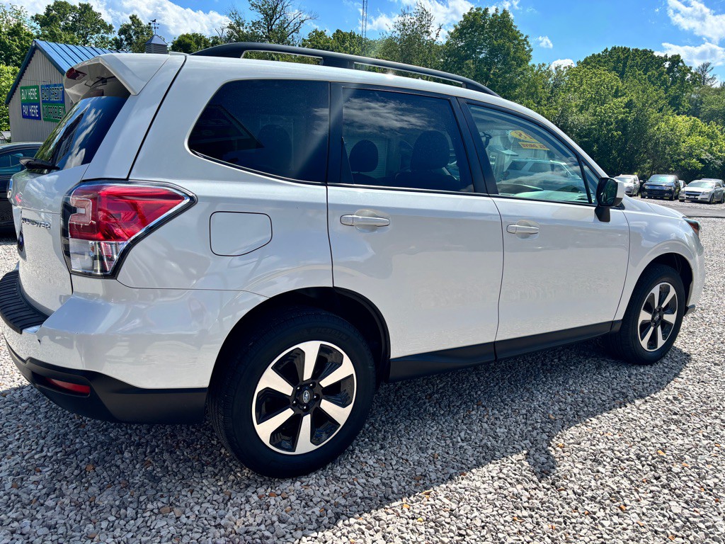 2018 Subaru Forester Image 7