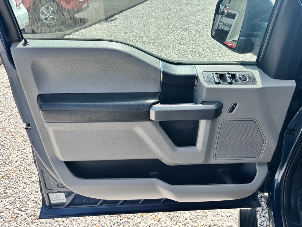 2015 Ford F-150 Image 10