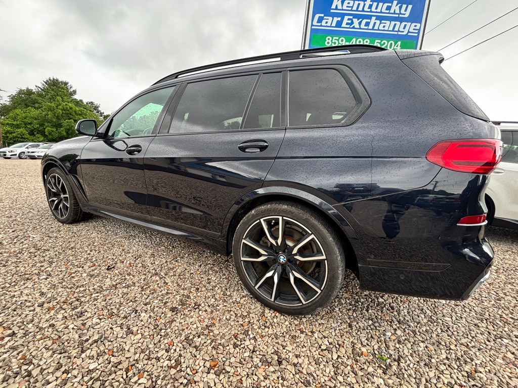 2019 BMW X7 Image 8