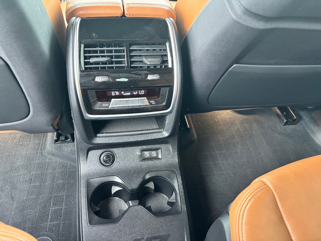 2019 BMW X7 Image 15