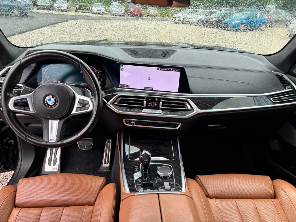 2019 BMW X7 Image 16