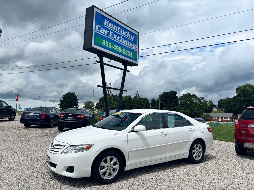 2011 Toyota Camry Image 15