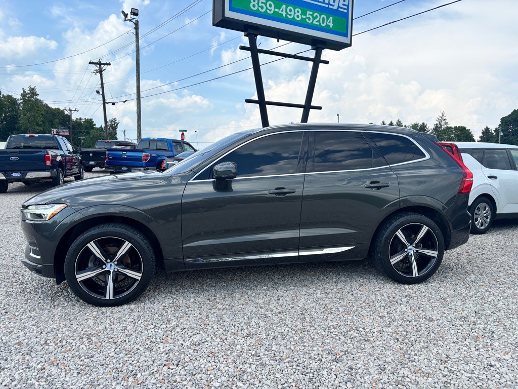 2020 Volvo XC60 Image 3