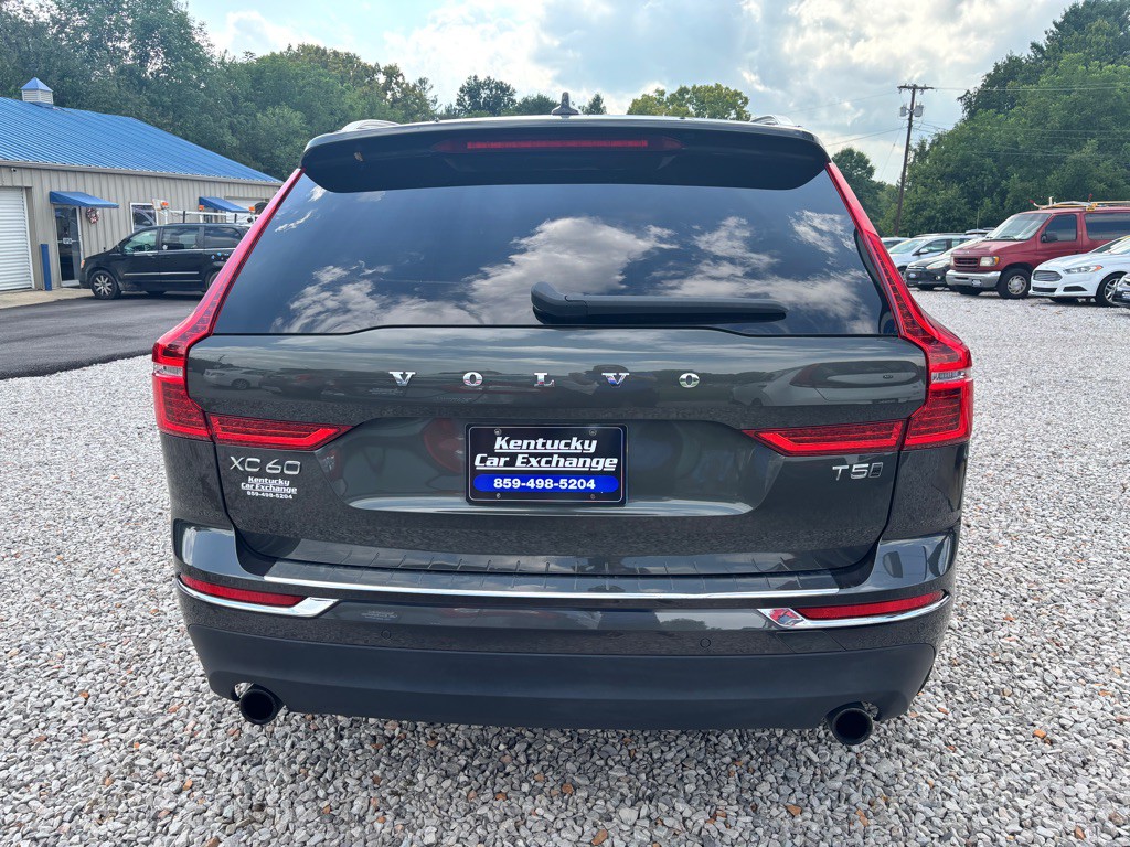 2020 Volvo XC60 Image 9
